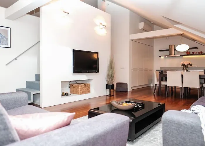 #stayhere - Spacious Luxury Town Hall 3bdr Lejlighed