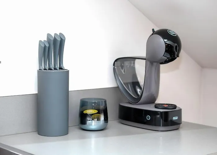 #stayhere - Spacious Luxury Town Hall 3bdr *