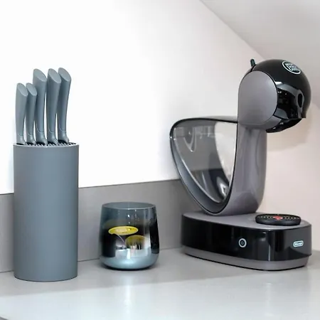 #stayhere - Spacious Luxury Town Hall 3bdr *